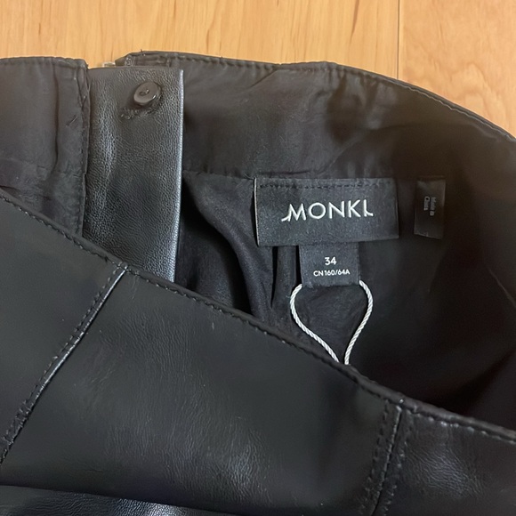 Monki | Black Faux Leather Mini Skirt - Picture 3 of 4